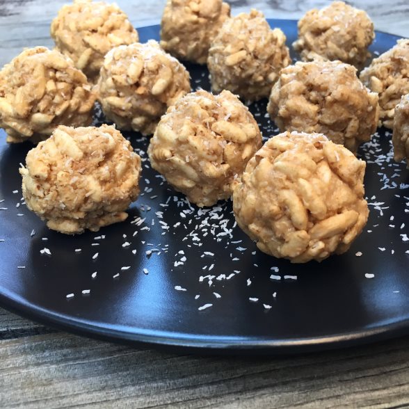 Healthy Peanut Butter Balls Snack